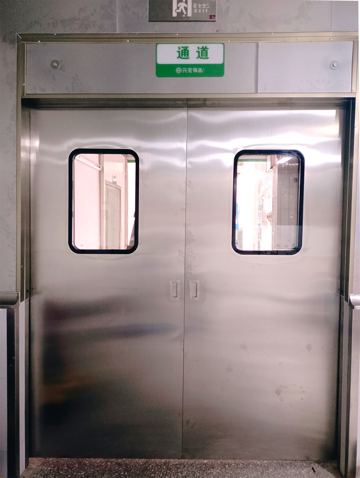 學(xué)校單位智能無(wú)軌電動(dòng)平移門(mén)廠(chǎng)家