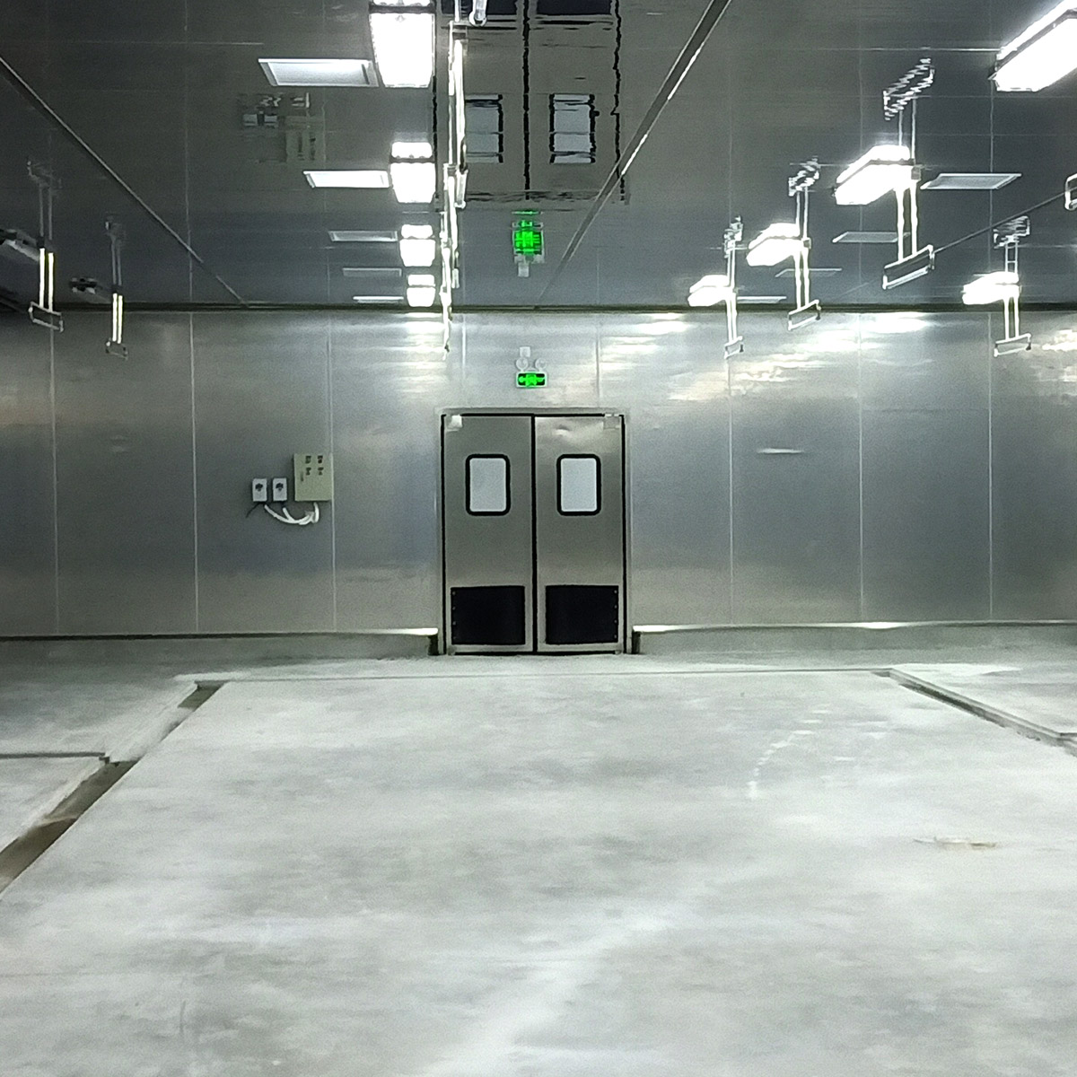 防撞自由門供應(yīng)